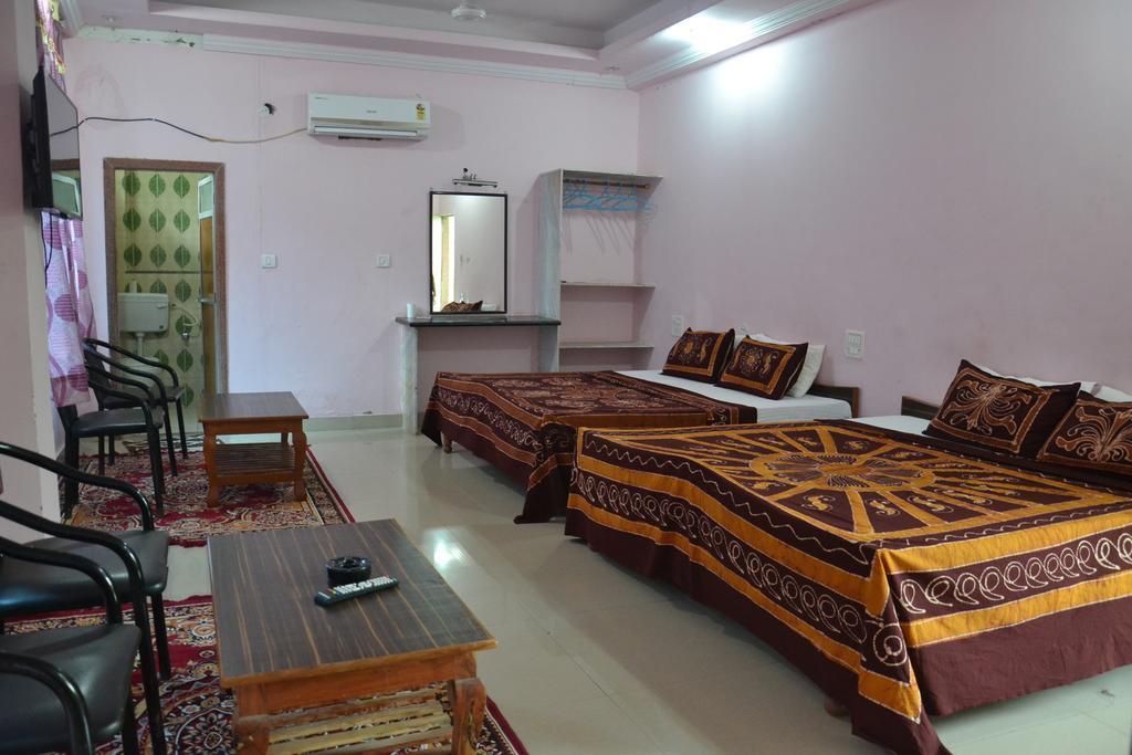 Anandam Palace Pushkar Extérieur photo