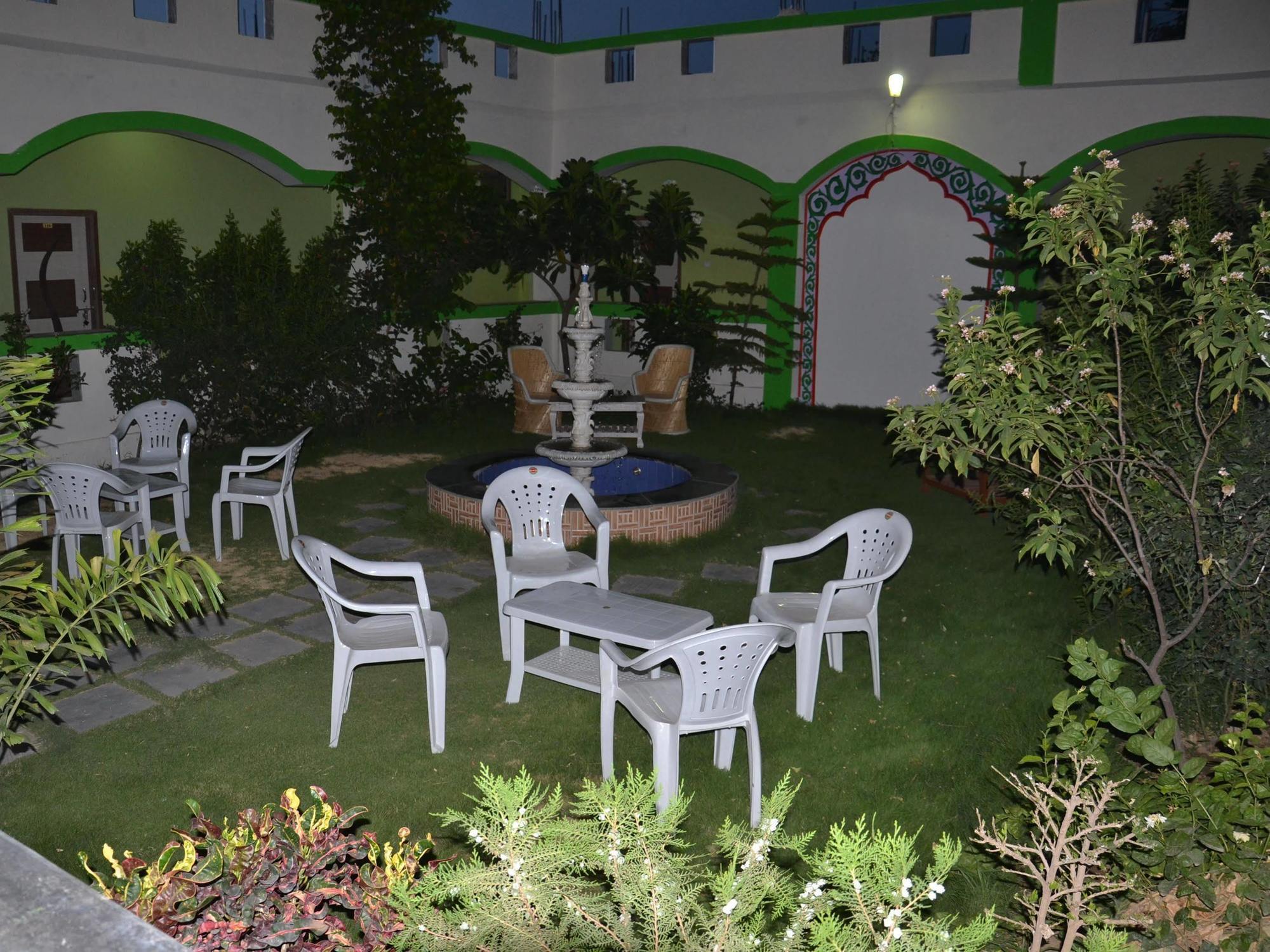 Anandam Palace Pushkar Extérieur photo